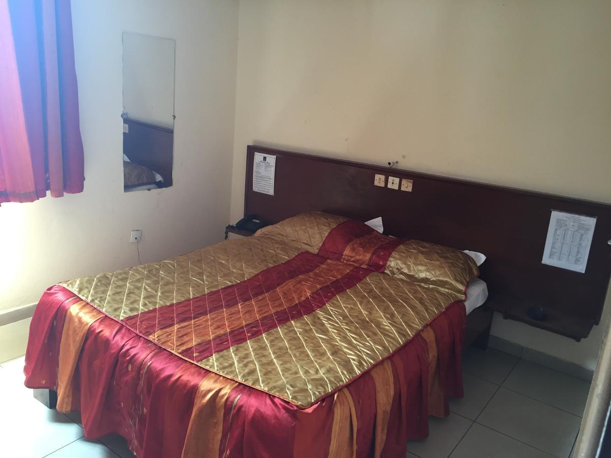 Hotel Lumiere Akwa Ντουάλα Εξωτερικό φωτογραφία
